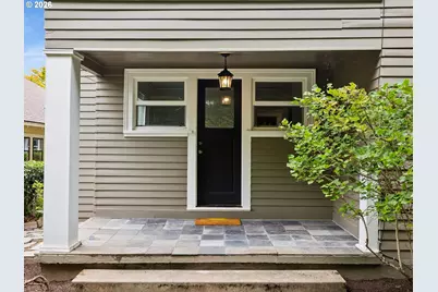 1130 NE Brazee St, Portland, OR 97212 - Photo 36