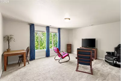 166 SE 30th Ave, Hillsboro, OR 97123 - Photo 16