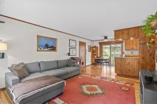 2855 SE 153rd Ave, Portland, OR 97236 - Photo 4