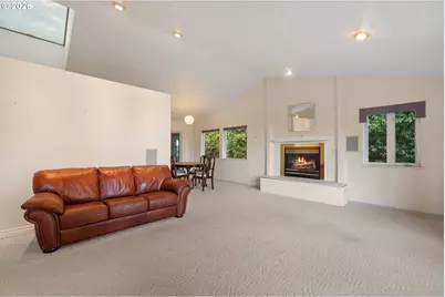 8431 SE Cason Ct, Gladstone, OR 97027 - Photo 8