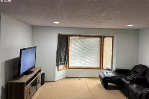 6844 SE Borwick St, Hillsboro, OR 97123 - Photo 4