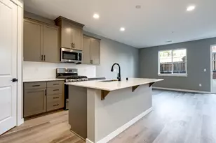 814 NW 178th Wy, Ridgefield, WA 98642 - Photo 4