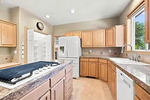 4818 SE Woodland Way, Gresham, OR 97080 - Photo 10