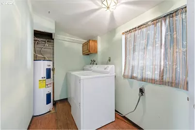 357 S 9th St, Kalama, WA 98625 - Photo 28