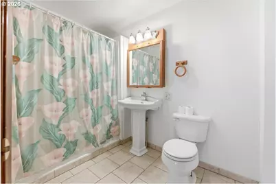 357 S 9th St, Kalama, WA 98625 - Photo 18