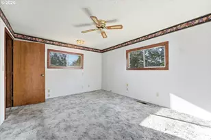 357 S 9th St, Kalama, WA 98625 - Photo 14