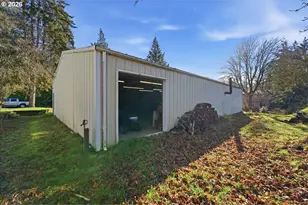 357 S 9th St, Kalama, WA 98625 - Photo 40