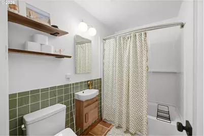 823 Arago Ave, Coos Bay, OR 97420 - Photo 18