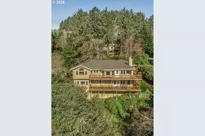 407 King St, Yachats, OR 97498 - Photo 8