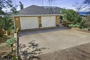 407 King St, Yachats, OR 97498 - Photo 4