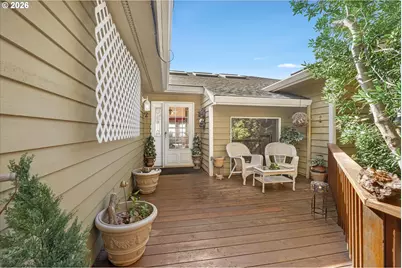 407 King St, Yachats, OR 97498 - Photo 10