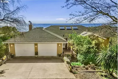 407 King St, Yachats, OR 97498 - Photo 2