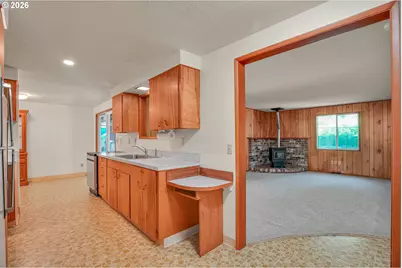 17055 SE Webster Rd, Gladstone, OR 97027 - Photo 18