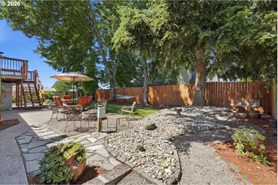8404 NE 29th Ave, Vancouver, WA 98665 - Photo 4