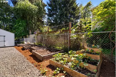 9815 SW Omara St, Tigard, OR 97223 - Photo 44