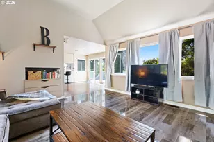 8957 SW Terwilliger Blvd, Portland, OR 97219 - Photo 14