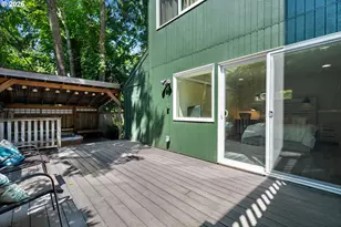 8957 SW Terwilliger Blvd, Portland, OR 97219 - Photo 30