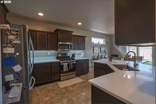 2833 Essex Ave, Albany, OR 97321 - Photo 4
