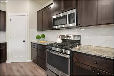 8690 SW Vale Ct, Wilsonville, OR 97070 - Photo 10