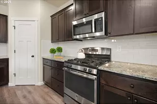 8690 SW Vale Ct, Wilsonville, OR 97070 - Photo 10