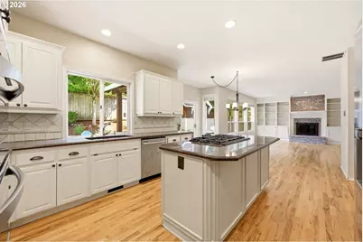 5807 Ridgetop Ct, Lake Oswego, OR 97035 - Photo 12