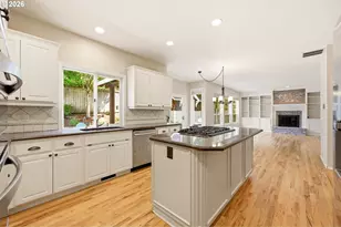 5807 Ridgetop Ct, Lake Oswego, OR 97035 - Photo 12