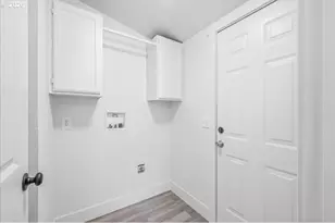 2154 Oregon St, Saint Helens, OR 97051 - Photo 8