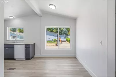2154 Oregon St #37, Saint Helens, OR 97051 - Photo 6