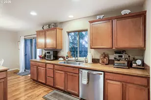 719 Garden Ct, Molalla, OR 97038 - Photo 10