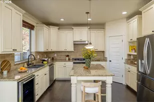5545 N Harvard St, Portland, OR 97203 - Photo 8