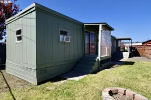 225 41st St, Springfield, OR 97478 - Photo 14