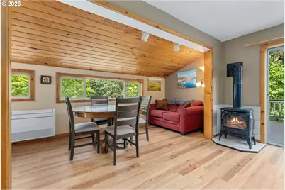 51 Columbia Ave, Underwood, WA 98651 - Photo 8