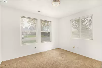 176 Othello Ave, Roseburg, OR 97471 - Photo 26