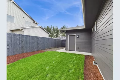 409 W 19th St, La Center, WA 98629 - Photo 46