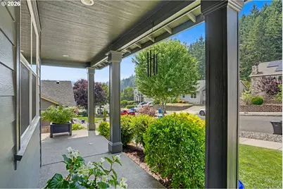 1644 Centennial Dr, Silverton, OR 97381 - Photo 4