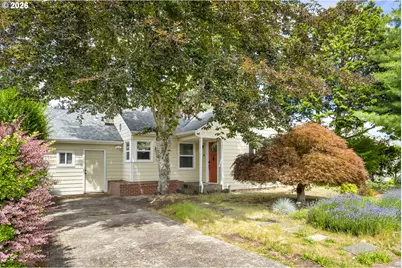 9251 SE Salmon St, Portland, OR 97216 - Photo 2
