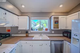 3126 S La Costa Loop, Salem, OR 97302 - Photo 10