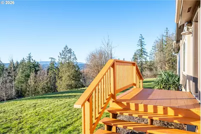 276 Alpenridge Rd, Kelso, WA 98626 - Photo 4