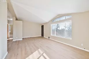 276 Alpenridge Rd, Kelso, WA 98626 - Photo 8