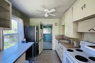 8110 N Dana Ave, Portland, OR 97203 - Photo 6