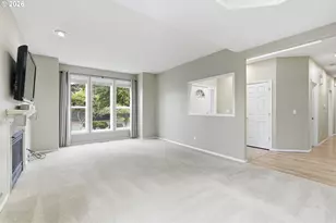 29411 SW Camelot St, Wilsonville, OR 97070 - Photo 8