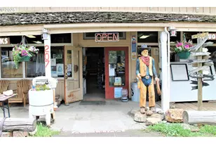 207 W Franklin Ave, Dayville, OR 97825 - Photo 4