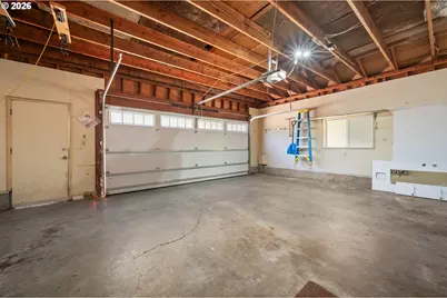637 E 39th Pl, Eugene, OR 97405 - Photo 44