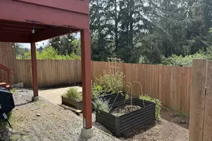 2389 Brooklyn Dr, Coos Bay, OR 97420 - Photo 24