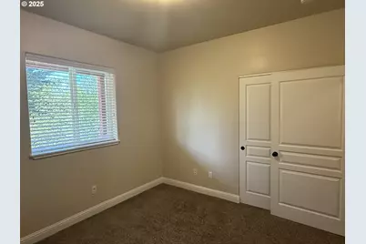 2389 Brooklyn Dr, Coos Bay, OR 97420 - Photo 10