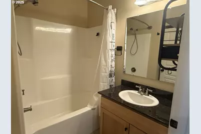 2389 Brooklyn Dr, Coos Bay, OR 97420 - Photo 4