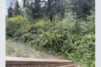 2389 Brooklyn Dr, Coos Bay, OR 97420 - Photo 28