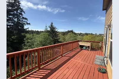 2389 Brooklyn Dr, Coos Bay, OR 97420 - Photo 30