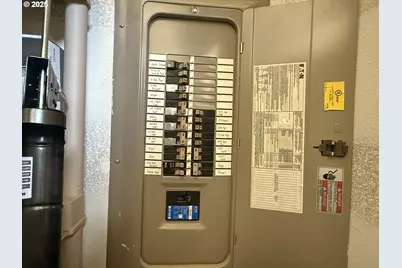 2389 Brooklyn Dr, Coos Bay, OR 97420 - Photo 32