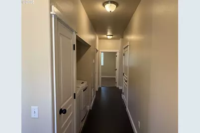 2389 Brooklyn Dr, Coos Bay, OR 97420 - Photo 2